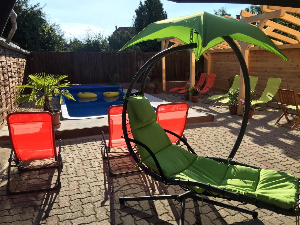 Bed and Breakfast Naphaz Panzio Тисафюред Экстерьер фото