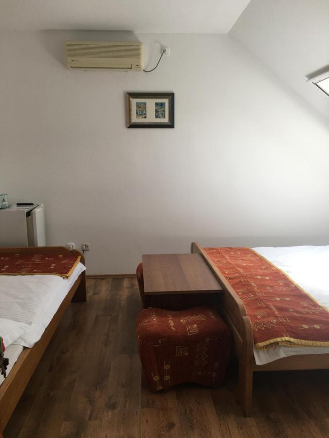 Bed and Breakfast Naphaz Panzio Тисафюред Экстерьер фото