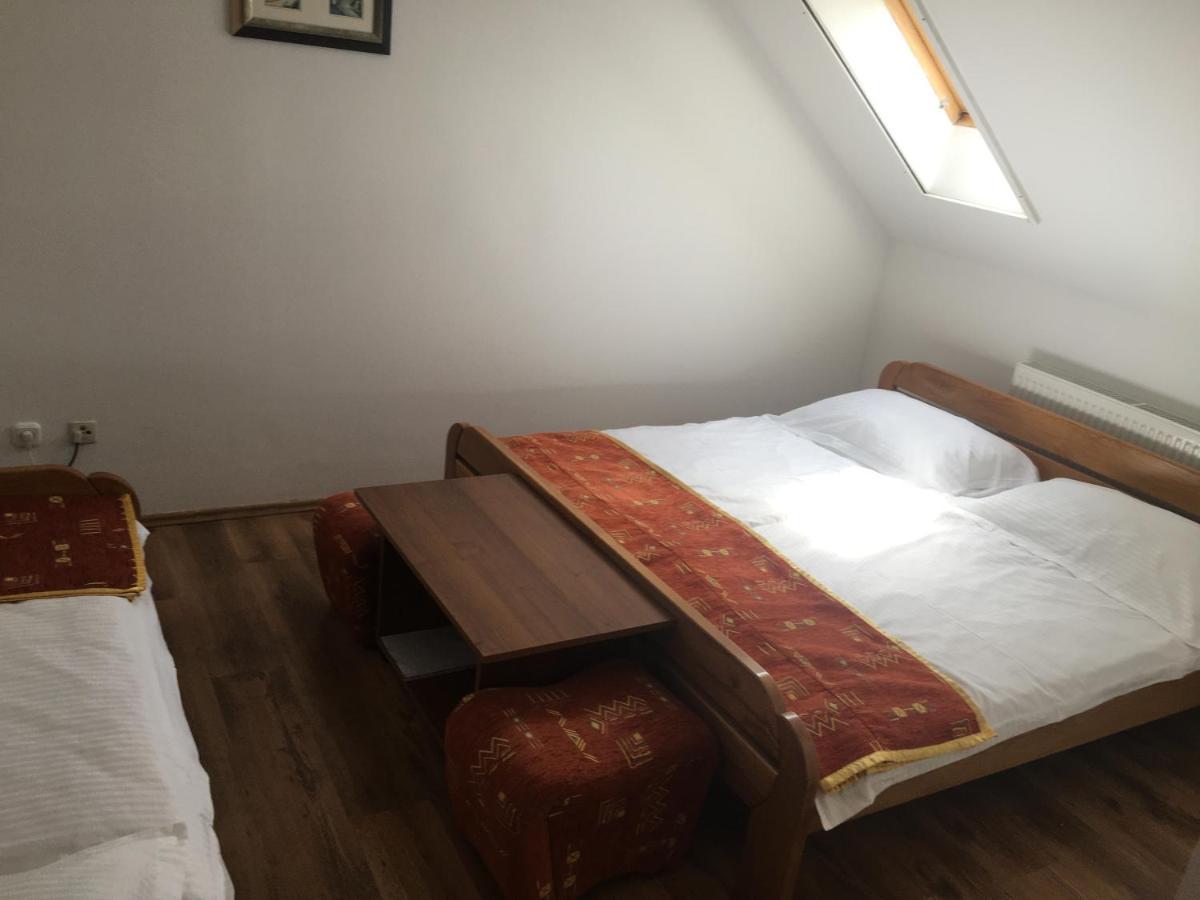Bed and Breakfast Naphaz Panzio Тисафюред Экстерьер фото